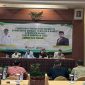 Kegiatan tersebut dibuka oleh Kepala DPMD Kabupaten Bekasi, Rahmat Atong, yang mewakili Penjabat Bupati Bekasi, Dedy Supriyadi. Pembinaan ini menghadirkan narasumber dari Tenaga Ahli Kementerian Desa, DPMD Kabupaten Cianjur, serta berbagai pihak terkait, termasuk Koordinator Sekretaris Desa se-Kabupaten Bekasi, pengelola UPK PNPM Mandiri dari empat kecamatan, dan pengelola BUMDes dari 89 desa di Kabupaten Bekasi.