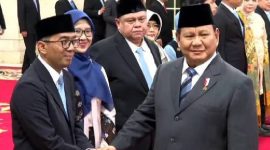 Presiden Prabowo Subianto resmi menunjuk Brian Yuliarto menjadi Menteri Pendidikan Tinggi Sains dan Teknologi (Mendiktisaintek) menggantikan Satryo Soemantri Brodjonegoro, Rabu (19/2/2025). (Sumber: YouTube Sekretariat Presiden).