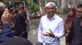 Dedi Mulyadi langsung mendatangi pihak sekolah untuk meminta penjelasan kronologi permasalahannya.