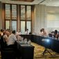 Pertemuan ini dipimpin langsung oleh Gubernur Jawa Barat terpilih, Dedi Mulyadi, kemudian Bupati Bogor terpilih, Rudy Susmanto, Wakil Bupati Bogor Ade Ruhendi Jaro Ade, serta Sekda Jabar Herman Suryatman.