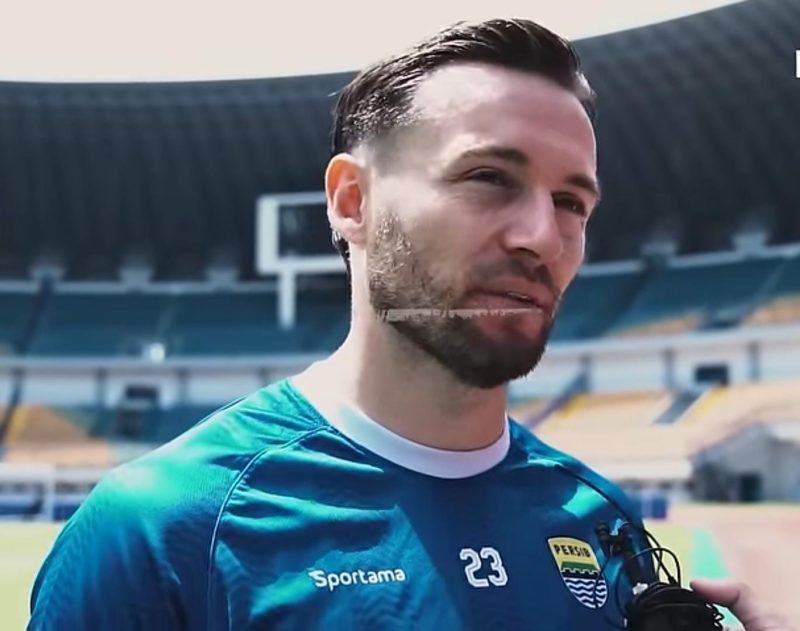 Kapten Tim Persib, Marc Klok.