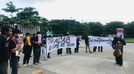 Aksi solidaritas terhadap grup band asal Purbalingga itu tidak hanya dilakukan secara dunia maya saja, tetapi juga dilakukan dunia nyata pun turut bereaksi.