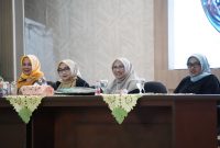 TP PKK dan DWP mengadakan pengajian menyambut Bulan Suci Ramadhan. Hadir dalam kesempatan Istri Wali Kota Bekasi Wiwiek Hargono Tri Adhianto dan Istri Wakil Wali Kota Wuri Handayani Bobihoe serta pengurus PKK dan DWP Kota Bekasi.