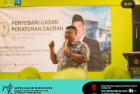 Anggota DPRD Jawa Barat dari Fraksi Partai Kebangkitan Bangsa (PKB) Muhammad Rochadi dalam mensosialisasikan Perda Desa Wisata di Desa Mangunjaya, Kecamatan Tambun Selatan, Kabupaten Bekasi, pada Senin (18/02/2025). (foto doc. Muhamad Rochadi).