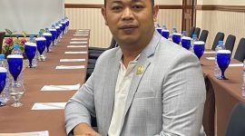 Sekretaris Cabang (Sekcab) DPC Partai Kebangkitan Bangsa (PKB) Kabupaten Bekasi.