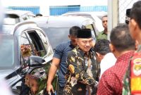 Wakil Wali Kota Bekasi Abdul Harris Bobihoe, mengajak masyarakat dan jajaran pegawai untuk menggunakan produk UMKM di momentum Idul Fitri.