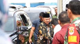 Wakil Wali Kota Bekasi Abdul Harris Bobihoe, mengajak masyarakat dan jajaran pegawai untuk menggunakan produk UMKM di momentum Idul Fitri.