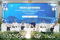Corporate Communication & Community Development Group Head Jasa Marga Lisye Octaviana mengatakan, Jasa Marga memberikan stimulus pada Lebaran 1446 H/2025 seperti pemberian potongan tarif tol dari Jakarta menuju Semarang pada Ruas Trans Jawa dan Trans Sumatera, serta pengoperasian beberapa ruas fungsional tanpa tarif dengan diskresi kepolisian.