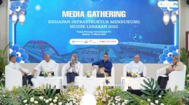 Corporate Communication & Community Development Group Head Jasa Marga Lisye Octaviana mengatakan, Jasa Marga memberikan stimulus pada Lebaran 1446 H/2025 seperti pemberian potongan tarif tol dari Jakarta menuju Semarang pada Ruas Trans Jawa dan Trans Sumatera, serta pengoperasian beberapa ruas fungsional tanpa tarif dengan diskresi kepolisian.