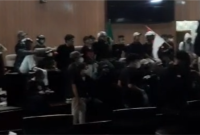 Vandalisme : Massa Aksi Duduki Ruang Paripurna DPRD Kota Bekasi (doc.carm)