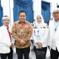 Sekretaris Daerah Kabupaten Bekasi, Dedy Supriyadi, menghadiri pelantikan DPD Apdesi Provinsi Jawa Barat di Aula Barat Gedung Sate, Bandung, Kamis (15/5/2025).