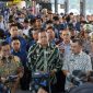 Wali Kota Bekasi Tri Adhianto bersama Gubernur DKI Jakarta Pramono Anung menjajal rute baru TransJakarta Vida Bantargebang–UKI Cawang, Rabu (15/5).