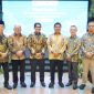 Direktur Utama Jasa Marga Rivan A. Purwantono bersama Komisaris Utama Juri Ardiantoro usai pelantikan jajaran baru, siap lanjutkan agenda keberlanjutan perusahaan.