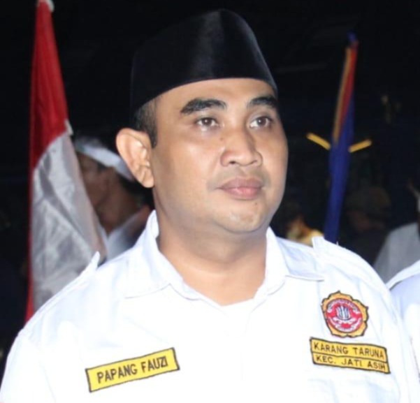 Papang Fauzi, tokoh pemuda sekaligus Wakil Ketua 1 Karang Taruna Kecamatan Jatiasih, angkat suara. Ia menilai bahwa justru kritik semacam ini menunjukkan bahwa wakil rakyat masih menjalankan fungsinya secara benar.