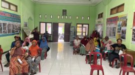 Kepala Desa Muktiwari ajak warga ikut serta dalam program perbaikan rumah tidak layak huni