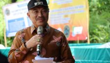 Wakil Wali Kota Bekasi, Abdul Harris Bobihoe.