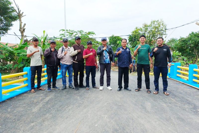 Bekasi ngebut bangun infrastruktur! 54 jembatan direhab dan dibangun tahun ini demi akses lebih lancar. Fly Over Lemah Abang juga masuk radar, siap atasi macet parah di Cikarang Utara.