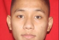 Polisi mengamankan AS (20), pelaku pembunuhan bos toko sembako di Jatimakmur, Kota Bekasi, Minggu (01/06/25).
