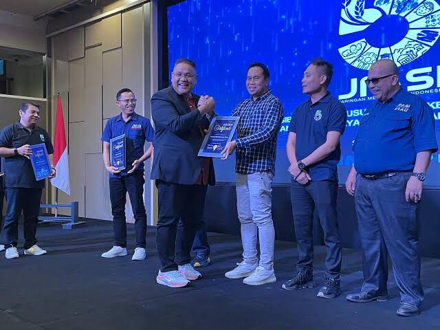 JMSI gelar Munas II di Jakarta, 21–22 Juni 2025. Diikuti 29 pengurus daerah, ajang ini memilih Ketua Umum baru dan usung tema “Bikin Terang Indonesia”.