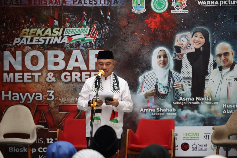 Wakil Wali Kota Bekasi, Abdul Harris Bobihoe, menyampaikan sambutan dalam acara Nobar dan Meet & Greet film GAZA (Hayya 3) di CGV Lagoon Avenue, Kota Bekasi, Rabu (12/6/2025). Kehadiran beliau menjadi simbol dukungan kemanusiaan dan solidaritas terhadap perjuangan rakyat Palestina.
