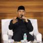Bupati Bekasi Ade Kuswara Kunang saat meluncurkan aplikasi Lapor AA dalam acara Sapa Warga di Graha Pariwisata, Cikarang Timur, Jumat (13/6/2025). Aplikasi ini menjadi langkah nyata digitalisasi pelayanan publik di Kabupaten Bekasi.


