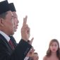 Dua Direktur Utama Badan Usaha Milik Daerah (BUMD) Kota Bekasi, David Hendradjid Rahardja dan Aldo Sirait, mengucapkan sumpah jabatan di hadapan Wali Kota Bekasi, Tri Adhianto, pada pelantikan resmi yang digelar Selasa, 15 Juli 2025. Pelantikan ini menandai awal masa kepemimpinan baru untuk periode 2025–2030.

Jika ingin versi yang lebih singkat untuk media sosial, bisa juga:
Pelantikan dua Dirut baru BUMD Kota Bekasi, Selasa (15/7), resmi dimulai dengan pengucapan sumpah jabatan.