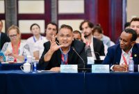 SI) Teguh Santosa menyampaikan pandangan dalam forum internasional bersama perwakilan organisasi media dunia. Pertemuan ini menjadi bagian dari upaya memperkuat jejaring global JMSI jelang penandatanganan MoU dengan All China Journalists Association (ACJA) pada Oktober 2025 mendatang di Jakarta.