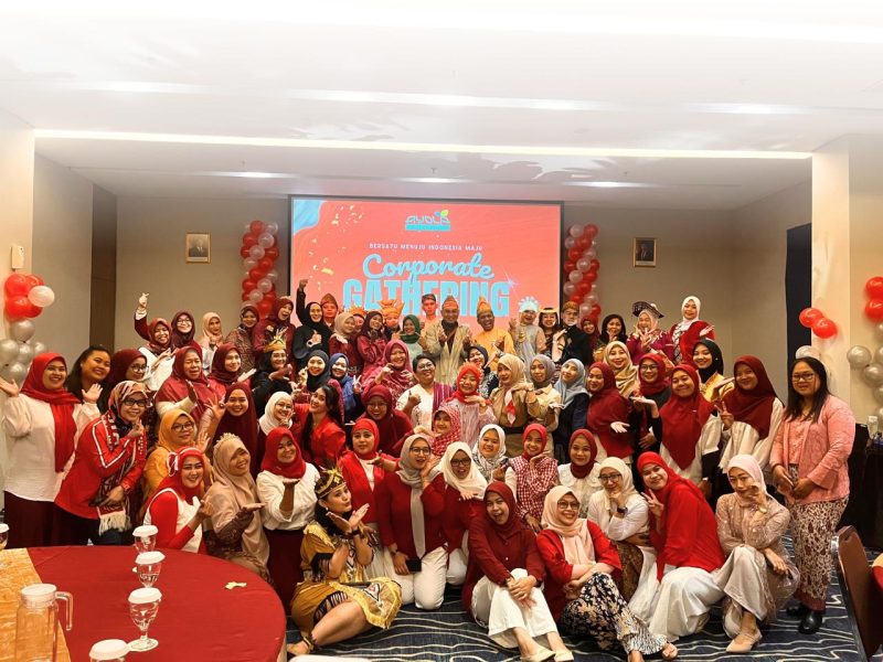 Suasana kebersamaan dalam acara Corporate Gathering Ayola Hotel Lippo Cikarang bertema “Bersatu Menuju Indonesia Maju”, yang dihadiri perwakilan dari 85 perusahaan pada Kamis, 28 Agustus 2025.
