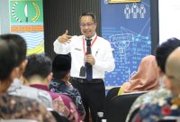 Kepala Dinas Komunikasi Informatika Persandian dan Statistik (Diskominfosantik) Kabupaten Bekasi, Yan Yan Akhmad Kurnia