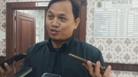 Ketua Komisi II DPRD Kota Bekasi, Latu Har Hary (foto.doc)