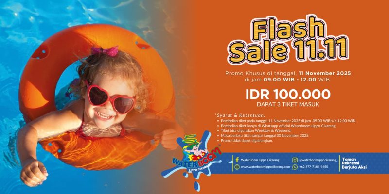 Pengunjung menikmati keseruan wahana air di WaterBoom Lippo Cikarang yang menghadirkan promo spesial Flash Sale 11.11.