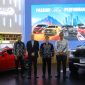 Jajaran manajemen Ford RMA Indonesia berpose di booth Ford pada ajang IIMS 2026. Dari kiri ke kanan: Elyus Dwi Erwanto (Head of Service RMA Indonesia), Roelof Lamberts (Regional Director RMA Indonesia), Erik Pascanugraha (Sales Director Ford RMA Indonesia), dan Irwan Nurfiandy (Head of Marketing Ford RMA Indonesia), menegaskan komitmen Ford dalam menghadirkan kendaraan berperforma tinggi bagi pasar Indonesia.