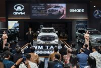 Suasana peluncuran GWM Tank 500 Diesel di ajang Indonesia International Motor Show (IIMS) 2026, JIExpo Kemayoran, Jakarta, yang menampilkan SUV premium terbaru GWM di hadapan media dan pengunjung, menegaskan konsep “Drive First Class, Everywhere” sebagai simbol kemewahan, performa, dan teknologi canggih untuk pasar Indonesia.