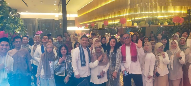 Suasana kebersamaan peserta Corporate Gathering Ramadhan 2026 Grand Zuri Jababeka bertema “SABAR – Sajian Berkah Ramadhan” yang berlangsung di Cerenti Restaurant, Cikarang, Selasa (06/01/2026).
