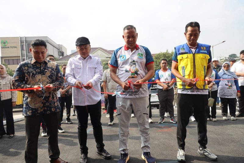 Wali Kota Bekasi meresmikan Jembatan Lengkung Kalimalang sebagai bagian dari penataan kawasan strategis transportasi dan pariwisata di Kota Bekasi.