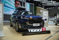 Unit Chery TIGGO 8 dipamerkan di booth Chery Indonesia pada ajang IIMS 2026 di Jakarta, menampilkan lini SUV unggulan dengan teknologi dan fitur terkini.