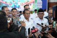 Direktur Utama BPJS Kesehatan Prihati Pujowaskito memberikan keterangan kepada awak media terkait kesiapan layanan Program Jaminan Kesehatan Nasional (JKN) selama periode mudik dan libur Lebaran 2026 di Jakarta, Senin (9/3/2026). BPJS Kesehatan memastikan peserta tetap dapat mengakses layanan kesehatan di seluruh Indonesia selama masa mudik.