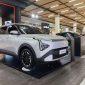 Unit All New Carens dari Kia dipamerkan dalam rangkaian Mall Exhibition Ramadhan 2026, memberikan kesempatan bagi pengunjung untuk melihat langsung desain modern, kabin luas 7-penumpang, serta fitur unggulan yang ditawarkan.