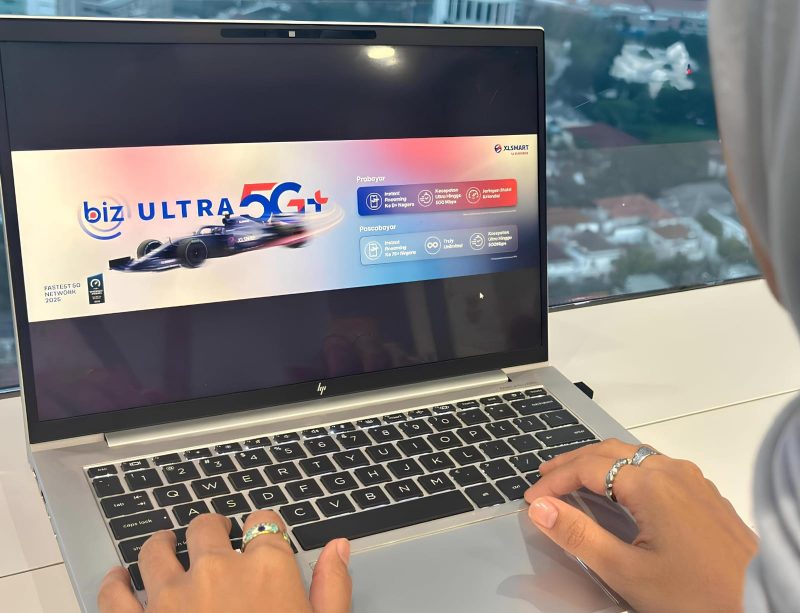 Peluncuran layanan BIZ Ultra 5G+ dari XLSMART yang menawarkan internet hingga 500 Mbps bagi pelaku usaha dan perusahaan.