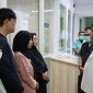Wakil Wali Kota Bekasi, Abdul Harris Bobihoe, menjenguk dua korban ledakan Cimuning yang kini dirawat di ICU. Simak kondisi terbaru dan upaya penanganan medis di lokasi