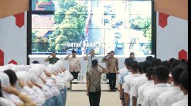 Sekretaris Daerah Kabupaten Bekasi, Endin Samsudin, membuka seleksi Calon Pasukan Pengibar Bendera Pusaka (Paskibraka) 2026 di Gedung Wibawamukti, Cikarang Pusat, Kamis (16/4/2026). Seleksi diikuti ratusan pelajar dari 22 kecamatan di Kabupaten Bekasi.