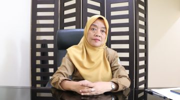 Plt. Kepala Dinas Pemberdayaan Perempuan dan Perlindungan Anak (DP3A) Kabupaten Bekasi, Titin Patimah.
