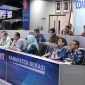 Jajaran Pemerintah Kabupaten Bekasi mengikuti live talkshow BPSDM Kementerian Dalam Negeri bertema kepemimpinan berintegritas secara virtual di Ruang Command Center Diskominfosantik, Cikarang Pusat, Kamis (16/4/2026).