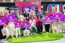 Para pemenang Kompetisi Modal Pintar (KMP) 2026 berfoto bersama usai menerima penghargaan dan modal usaha total Rp200 juta dari XLSMART dalam acara XLSMART Day di ICE BSD, awal Mei 2026. Kompetisi ini diikuti lebih dari 33 ribu UMKM perempuan dari seluruh Indonesia.