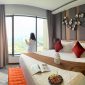 Suasana kamar di Vasaka Hotel Jakarta yang menawarkan pengalaman staycation nyaman dengan pemandangan kota Jakarta, lengkap dengan berbagai promo menginap dan hiburan selama Mei 2026.