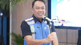 Direktur Utama PT Jasa Marga (Persero) Tbk, Rivan A. Purwantono, menyampaikan proyeksi lonjakan kendaraan selama libur panjang Kenaikan Yesus Kristus 2026 yang diperkirakan mencapai lebih dari 1,5 juta kendaraan keluar-masuk Jabotabek