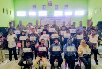 Panitia bersama para calon anggota BPD Desa Muktiwari berfoto usai pengundian nomor urut calon anggota BPD periode 2026–2031 yang berlangsung aman dan kondusif, Kamis (14/5/2026).