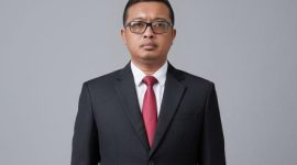 Anen Cerdik Parwoto, SH, calon anggota BPD Desa Muktiwari nomor urut 4 dari Dusun 3 yang mengusung tagline “Pilih Nomor 4, Suara Warga Jadi Prioritas!”.