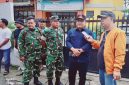 Camat Encun Sunarto bersama unsur TNI dan panitia meninjau langsung pelaksanaan pemilihan anggota BPD di Desa Muktiwari, Sabtu (23/5/2026). Peninjauan dilakukan untuk memastikan proses pencoblosan berjalan aman, tertib, dan kondusif dengan antusias masyarakat yang tinggi.