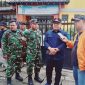 Camat Encun Sunarto bersama unsur TNI dan panitia meninjau langsung pelaksanaan pemilihan anggota BPD di Desa Muktiwari, Sabtu (23/5/2026). Peninjauan dilakukan untuk memastikan proses pencoblosan berjalan aman, tertib, dan kondusif dengan antusias masyarakat yang tinggi.